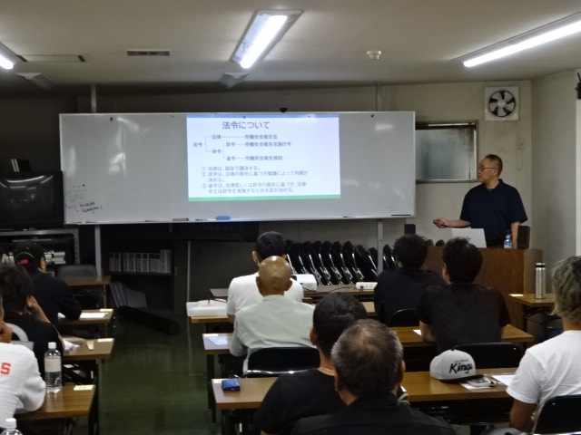 熱中症管理者の講習の依頼を請けて大阪市内にて対面で講習して来ました。